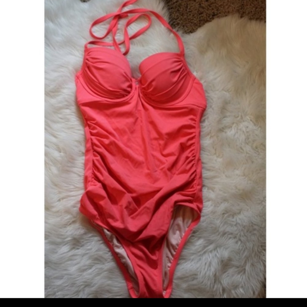 Victoria's Secret swim suit (A12-220)